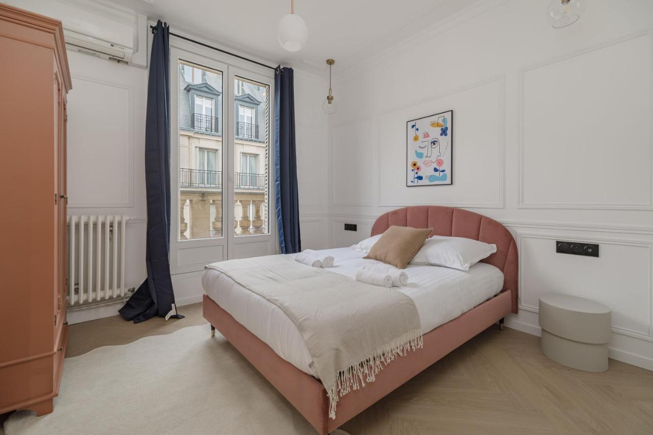 Poetic Stay - Champs Elysees París Exterior foto