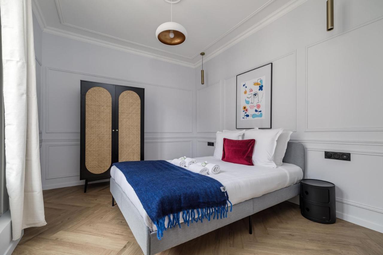 Poetic Stay - Champs Elysees París Exterior foto
